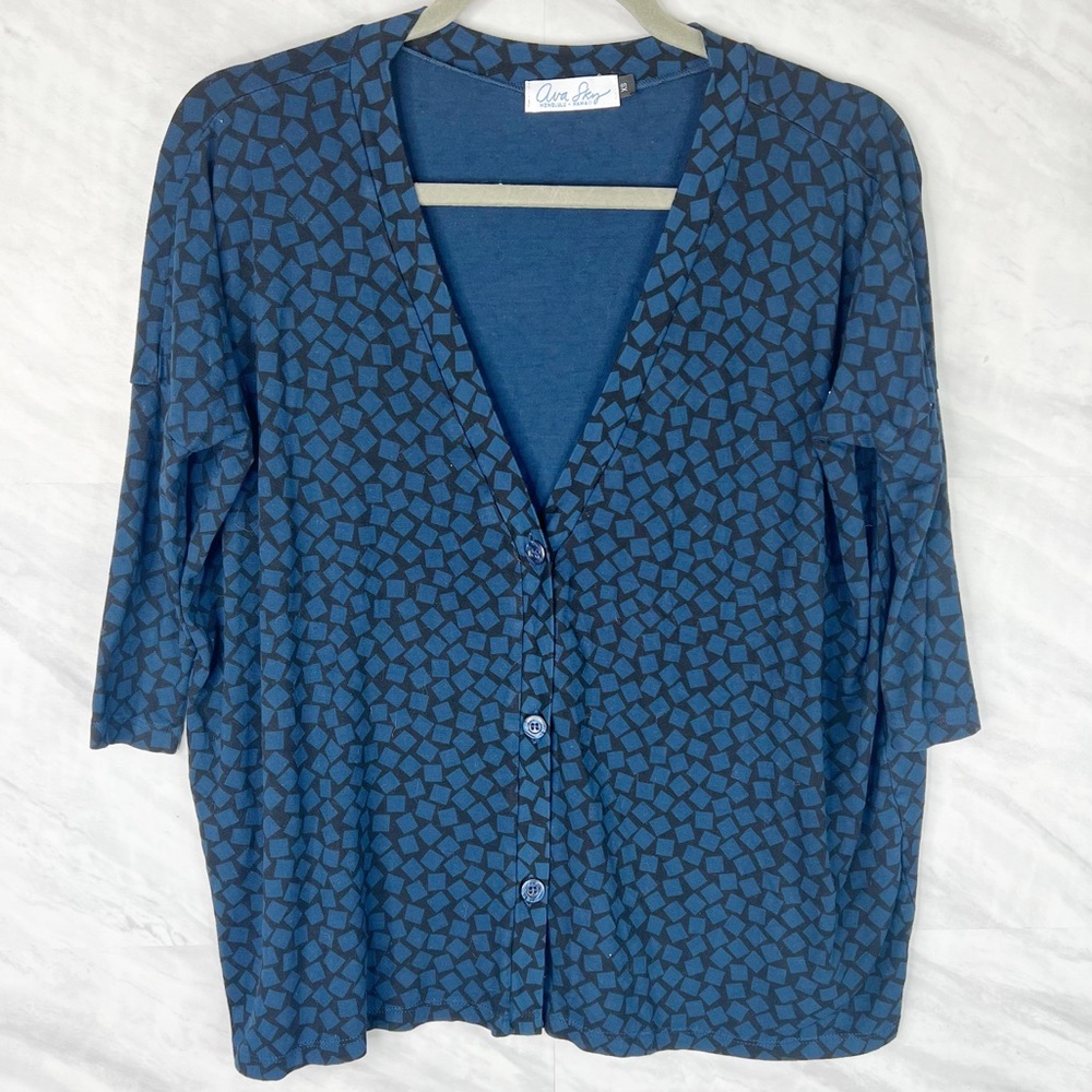 Ava Sky Hawaii Button Up Top XS